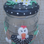 Arte & Cultura - Galinha d´angola, vidro decorado em biscuit Arte & Cultura - Galinha d´angola, vidro decorado em biscuit