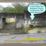 Opinião e Notícias - Bica d"água que abasteceu o bairro do Morro Grande na época de 1960 ainda esta ativa em 2012. Monumento ou Descaso? Opinião e Notícias - Bica d"água que abasteceu o bairro do Morro Grande na época de 1960 ainda esta ativa em 2012. Monumento ou Descaso?